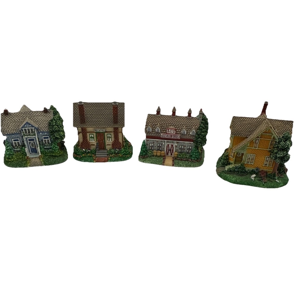 Mixed Lot (4) of Liberty Falls The Great Americana Collection Miniatures